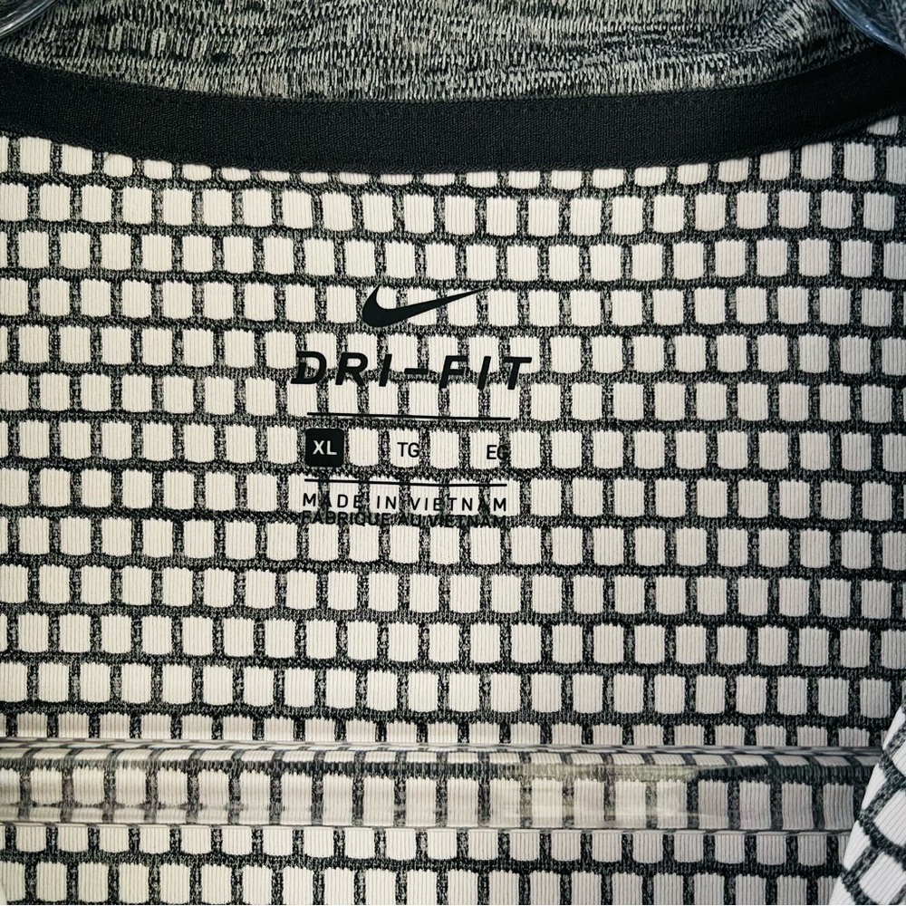Nike Heathered Gray Quarter-Zip Pullover - Picture 4 of 5